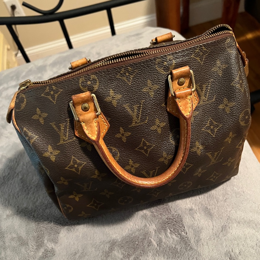 Louis Vuitton Speedy 25 Vintage Great Condition